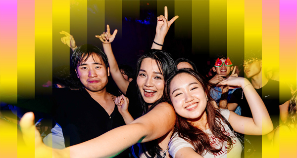 Students at the USU Welcome to Sydney party