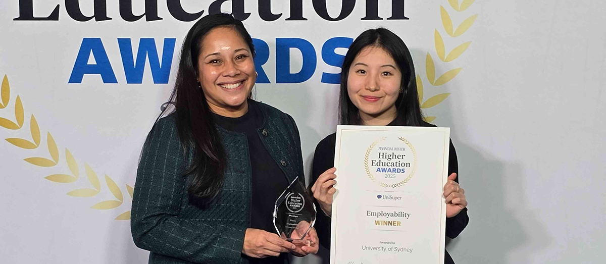 Sharon Mose and Ethelyn Zheng receiving the award