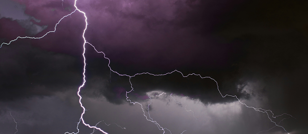 a lightning bolt in the sky