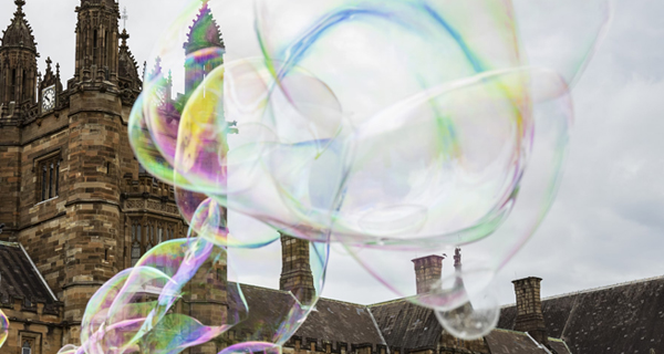 Bubbles in front of the Quad